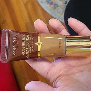 Wander Beauty Nude Illusion Liquid Foundation
